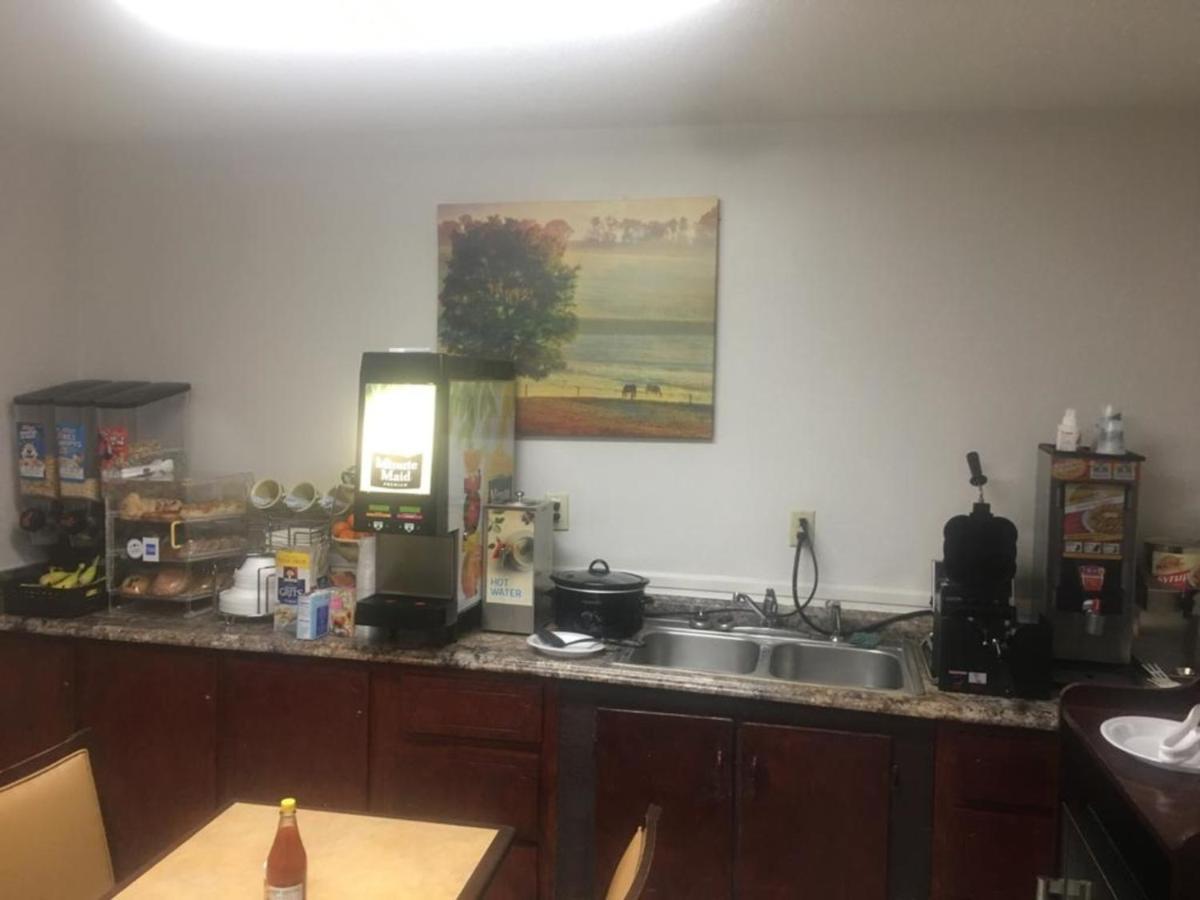 فندق لويالتي إن هاوكينسفيل Hawkinsville المظهر الخارجي الصورة